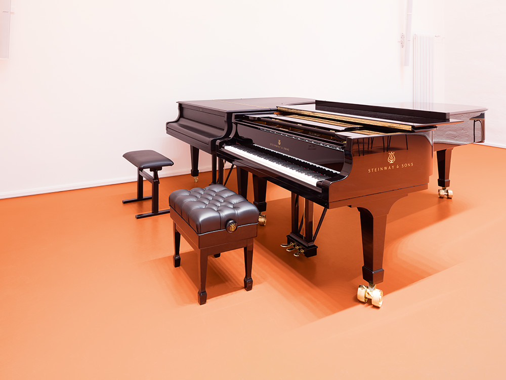 1709039058_nora_noraplan-uni_j6a2545argb_rgb_